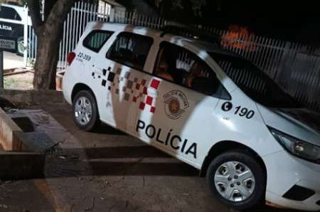 Ao nÃ£o aceitar fim de relacionamento, homem Ã© preso por descumprimento de medida protetiva