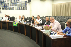 CÃ¢mara de Osvaldo Cruz realiza sessÃ£o ordinÃ¡ria com apresentaÃ§Ã£o de projetos do Executivo e demandas da populaÃ§Ã£o