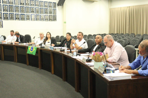 Câmara de Osvaldo Cruz realiza sessão ordinária com apresentação de projetos do Executivo e demandas da população