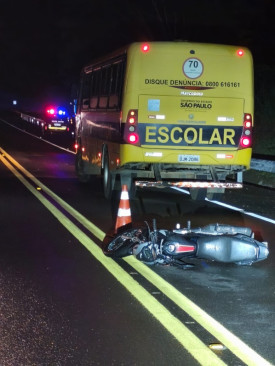 Motociclista morre em acidente na SP-294, em FlÃ³rida Paulista