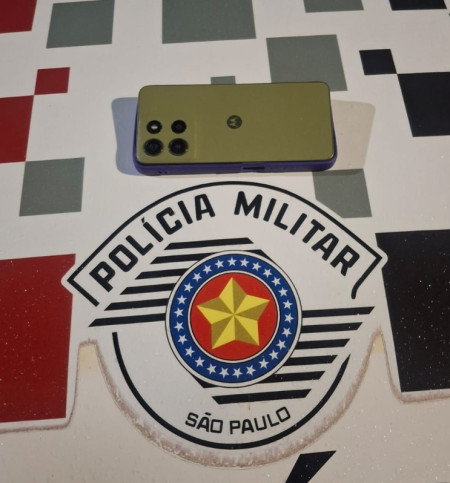 PolÃ­cia Militar prende homem por furto e recupera celular em Osvaldo Cruz