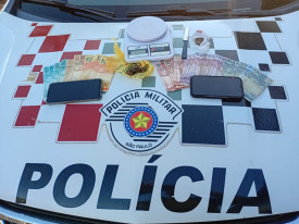 PolÃ­cia Militar prende indivÃ­duo em flagrante por trÃ¡fico de drogas em Osvaldo Cruz