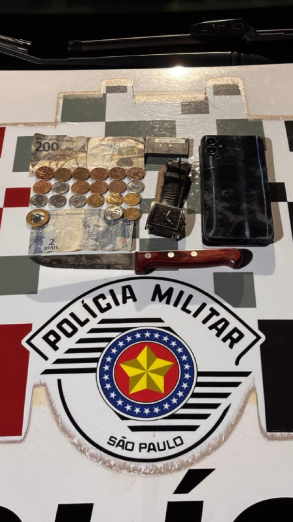 Homem é preso em flagrante por roubo a residência após fazer segunda moradora de refém em Osvaldo Cruz