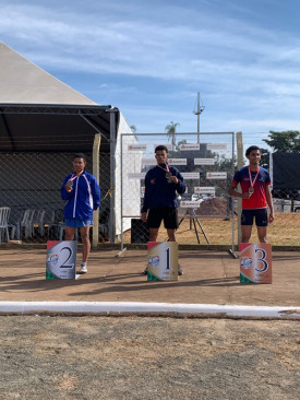 Atleta de Osvaldo Cruz, Miguel Assem Neves Ã© campeÃ£o paulista de atletismo nos Jogos Abertos da Juventude