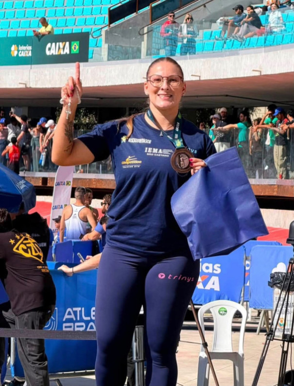 Após anos de lesões e cirurgias, Eloah Caetano Scramin é bronze no Troféu Brasil de Atletismo