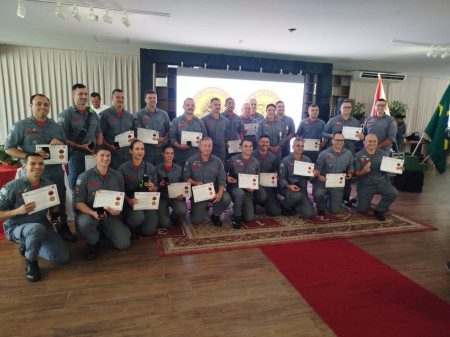 Adamantina celebra 50 anos da EstaÃ§Ã£o de Bombeiros com solenidade de reconhecimento Ã  trajetÃ³ria da corporaÃ§Ã£o