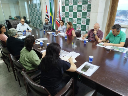 Prefeitura de Adamantina formaliza aquisiÃ§Ã£o de Ã¡rea para implantaÃ§Ã£o de projeto habitacional piloto da CDHU