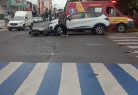 Bombeiros atendem duas ocorrÃªncias de trÃ¢nsito em curto espaÃ§o de tempo em Osvaldo Cruz