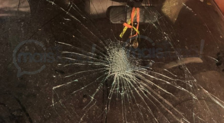 Homem ameaÃ§a vizinhos com faca e danifica carro durante confusÃ£o no bairro Jamil Dualibi, em TupÃ£