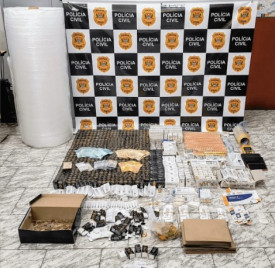 Casal Ã© preso suspeito de vender anabolizantes e remÃ©dios para emagrecimento pelas redes sociais em Adamantina