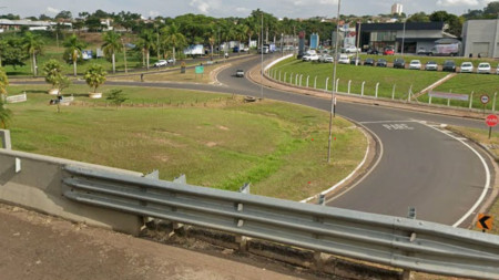 Pedestre Ã© atropelado na a Rodovia Comandante JoÃ£o Ribeiro de Barros, em Adamantina
