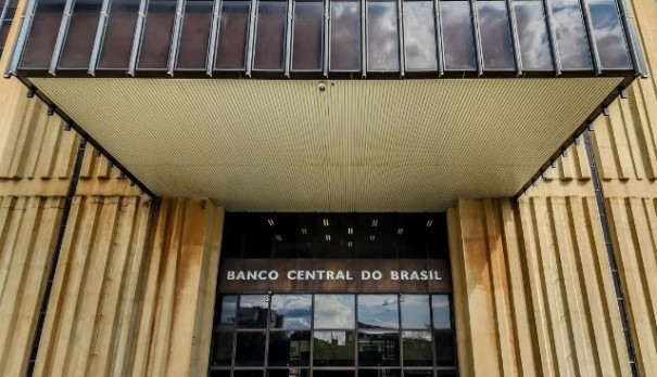 Redução da taxa de juros ainda é insuficiente, avaliam entidades