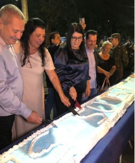Osvaldo Cruz celebrou 85 anos com tradicional bolo de aniversÃ¡rio na Avenida Brasil