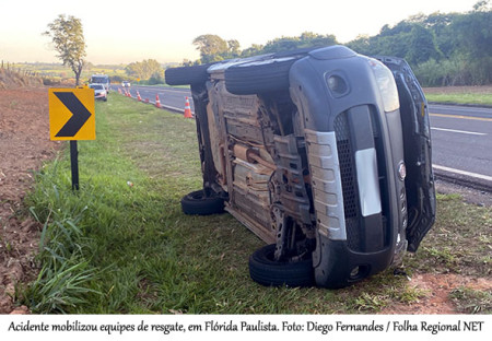 VeÃ­culo capota na SP-294 e deixa trÃªs pessoas feridas em FlÃ³rida Paulista