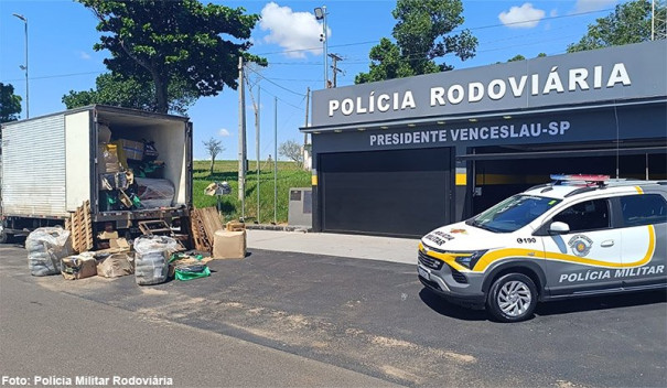 Carga de R$ 1,3 milhão sem documentação fiscal é apreendida em caminhão placas de Rancharia 