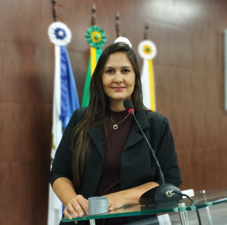 ApÃ³s declaraÃ§Ãµes em sessÃµes anteriores, vereadora Carolina Rossi se manifesta na tribuna sobre desrespeito e atuaÃ§Ã£o parlamentar