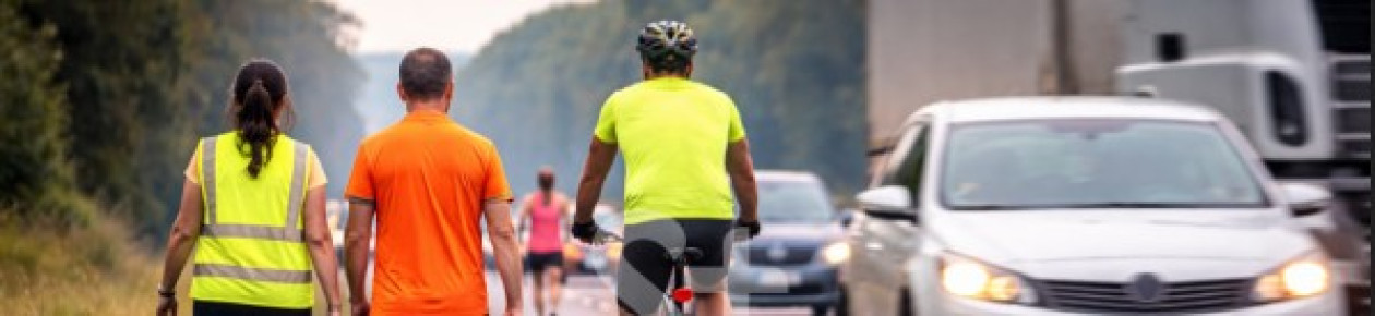 Alerta nas rodovias: PolÃ­cia RodoviÃ¡ria reforÃ§a sobre riscos de atividades fÃ­sicas no acostamento