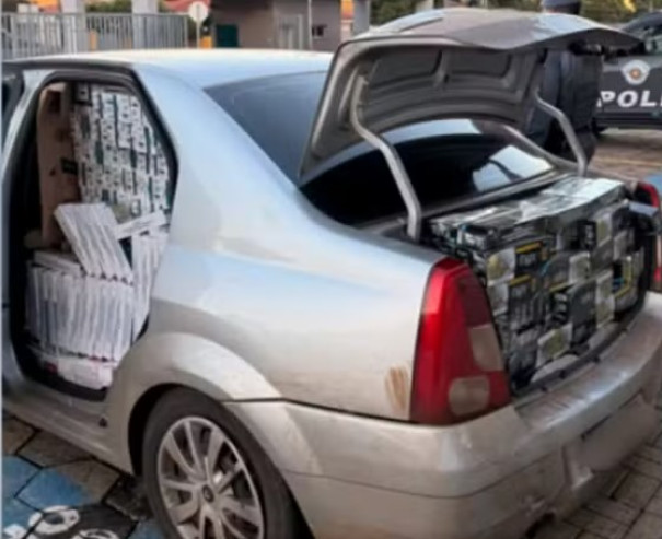 Carga de 15 mil maços de cigarros contrabandeados é apreendida após perseguição em rodovia do interior de SP