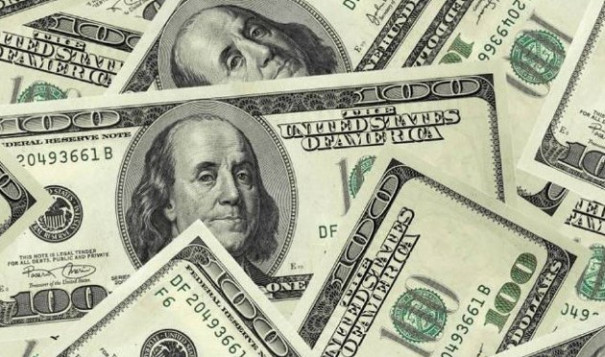 Dólar cai para R$ 5,16 após Trump indicar possível fim da guerra
