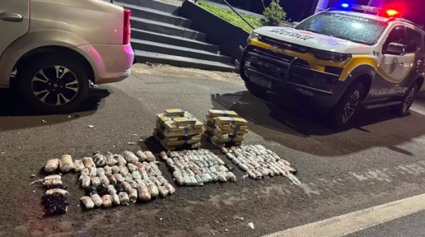 Motorista é preso com 43 quilos de drogas após perseguição policial em Adamantina