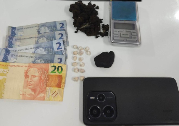 Após tentar fugir de abordagem, homem é preso por tráfico de drogas na Vila Martins, em Presidente Epitácio