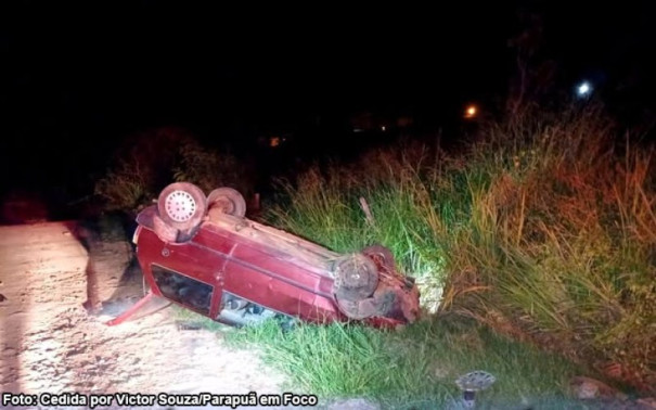 Polícia Militar registra ocorrência de direção perigosa e capotamento em Osvaldo Cruz