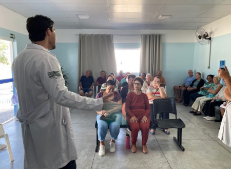 SaÃºde de OC realiza grupo Hiperdia no PSF Vila ParaÃ­so com orientaÃ§Ãµes, atendimento e entrega de medicaÃ§Ã£o