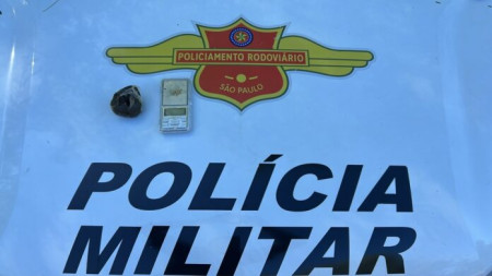 PolÃ­cia RodoviÃ¡ria prende dois jovens por trÃ¡fico na SP-294, em LucÃ©lia