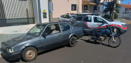 Motocicleta furtada em QuatÃ¡ Ã© recuperada pela PolÃ­cia Militar apÃ³s buscas na SP-284