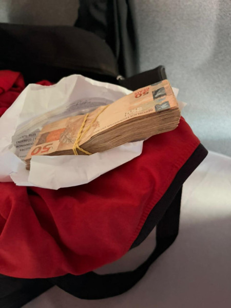 Motorista Ã© desmascarado apÃ³s inventar assalto de malote com R$ 5 mil de empresa e acaba preso em flagrante, em Presidente Prudente