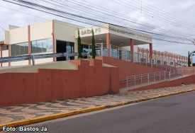 FuncionÃ¡ria estÃ¡ na UTI em TupÃ£ apÃ³s sofrer ferimentos graves em explosÃ£o de panela de pressÃ£o em escola