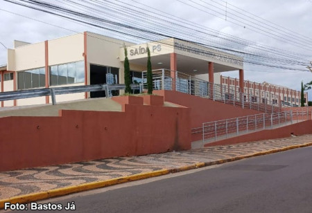 FuncionÃ¡ria estÃ¡ na UTI em TupÃ£ apÃ³s sofrer ferimentos graves em explosÃ£o de panela de pressÃ£o em escola