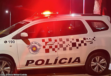 Homem Ã© preso suspeito de ameaÃ§ar familiares e resistir Ã  abordagem policial em SalmourÃ£o