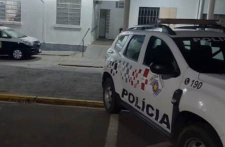 Homem Ã© preso suspeito de atirar contra companheira e filho no interior de SP