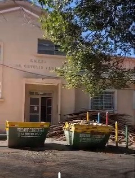 ComissÃ£o acompanha andamento das obras de reforma da Escola GetÃºlio Vargas, em OC