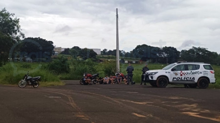 ForÃ§a TÃ¡tica flagra motociclistas cometendo infraÃ§Ãµes e apreende veÃ­culos no UniversitÃ¡rio IV