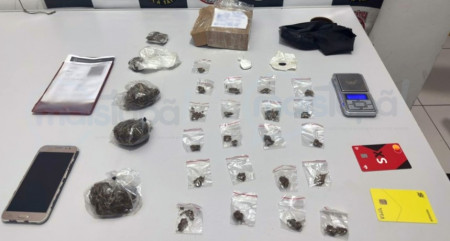 Dupla Ã© presa por trÃ¡fico e associaÃ§Ã£o ao trÃ¡fico apÃ³s tentativa de fuga no centro de TupÃ£