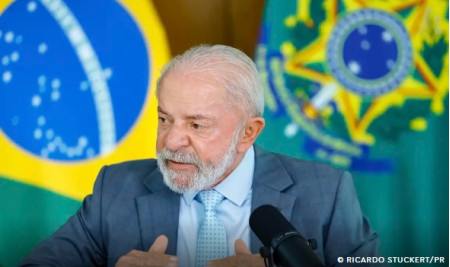 Lula envia ao Congresso projeto de lei pelo fim da escala 6x1