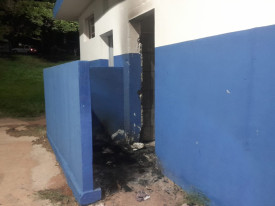 Vandalismo volta a atingir praÃ§a do bairro Santa Teresa e preocupa moradores