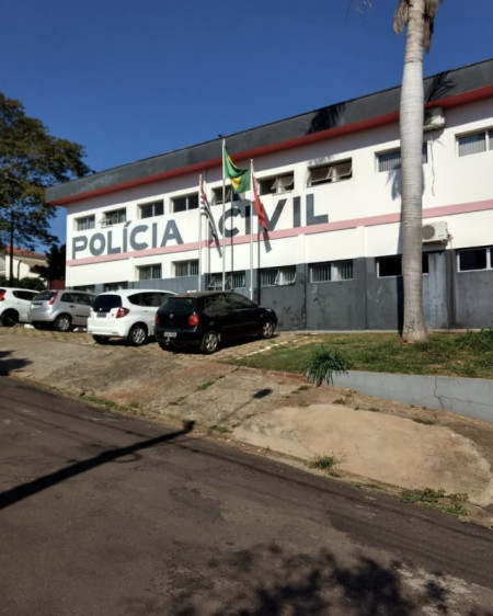 Homem insiste em reatar relacionamento e acaba preso por perseguiÃ§Ã£o em Pirapozinho