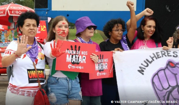Protestos contra a violência de gênero tomam o Brasil neste 8 de março