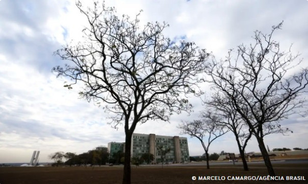 Grande parte do país tem temperaturas elevadas nesta terça-feira