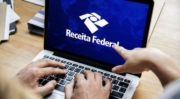 Receita Federal paga hoje o segundo lote de restituição do Imposto de Renda 2024