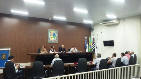 Câmara de Osvaldo Cruz aprova reposição de 2,95% para vereadores e reajustes para servidores A e B e vale-alimentação