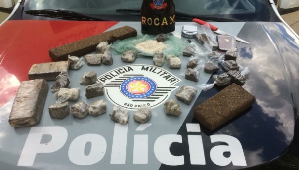 Polcia Militar de Adamantina prende seis pessoas por trfico de drogas