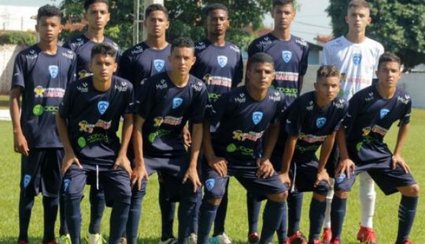 Sub-17 do Osvaldo Cruz fecha como lder de sua chave em Avanhandava