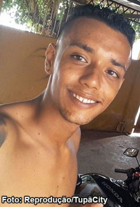Jovem de 22 anos morre após colidir moto contra caçamba em Tupã