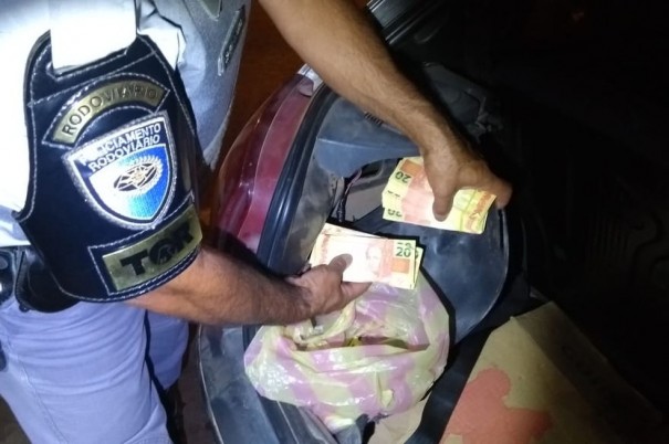 Mais de R$ 13,5 mil em notas falsas so apreendidas na Rodovia Raposo Tavares