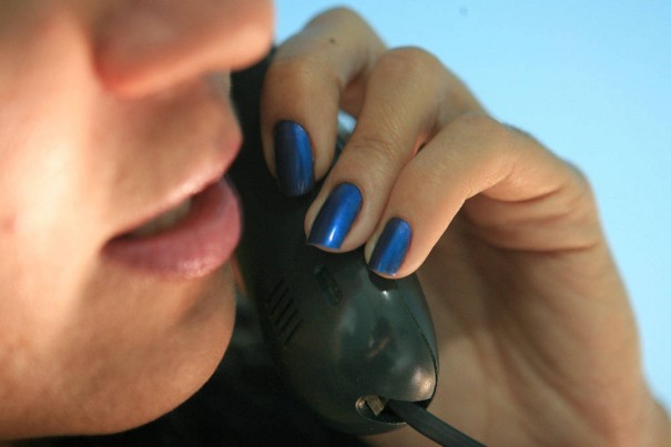 Liga��o para preven��o ao suic�dio se torna gratuita em todo o pa�s