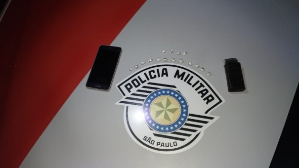 Polcia Militar de OC detm menor por trfico de entorpecente, no bairro Agostinho Caliman